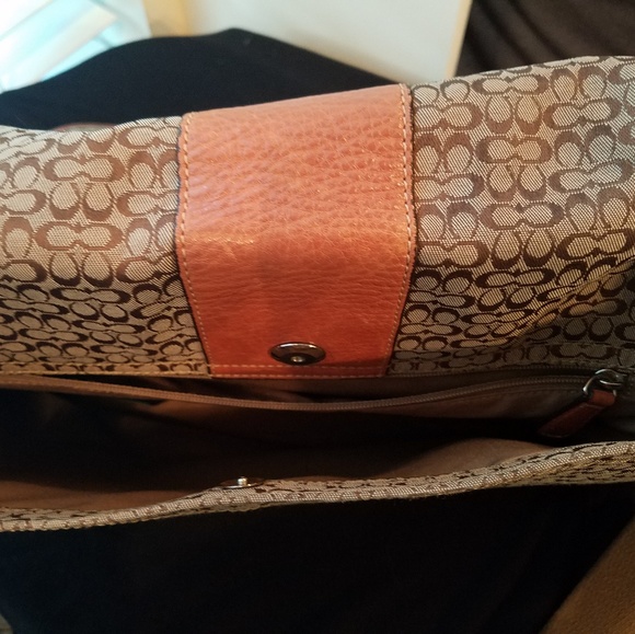 EUC Coach Signature Laptop bag - Picture 2 of 8